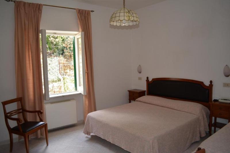 Maronti Hotel image