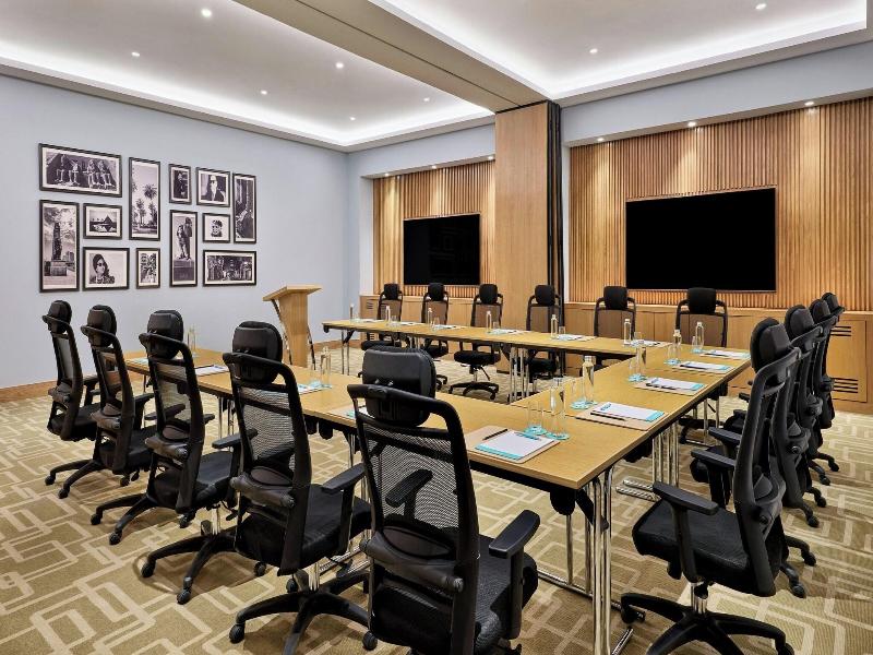 Le Meridien Cairo Airport image