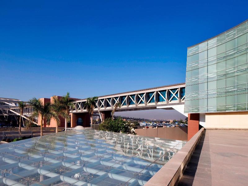 Le Meridien Cairo Airport image
