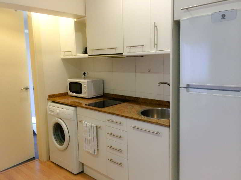 Barcelona City Apartment image