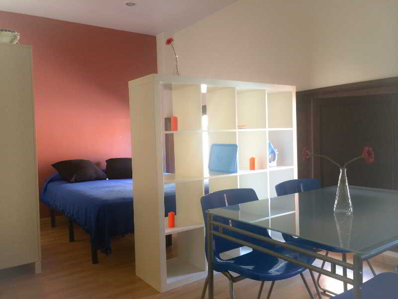 Barcelona City Apartment image