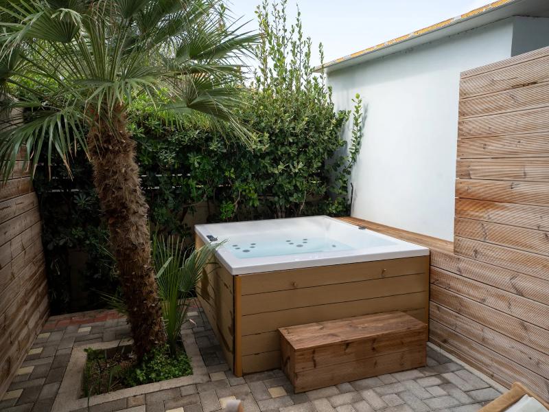 Dimitra Hotel Apartments image
