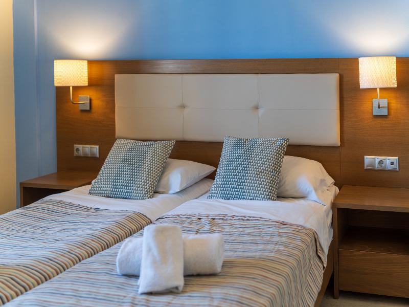 Dimitra Hotel Apartments image