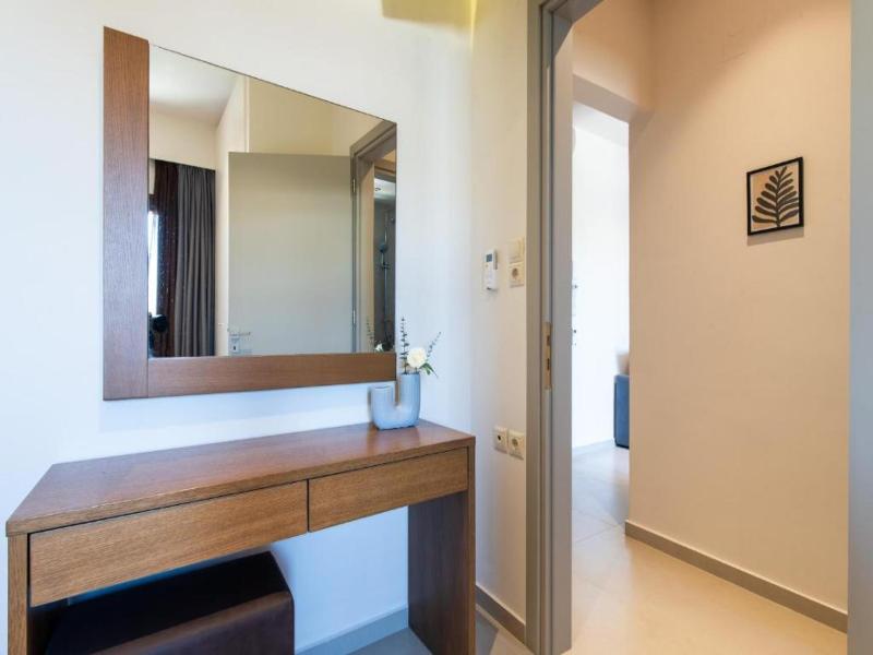 Dimitra Hotel Apartments image