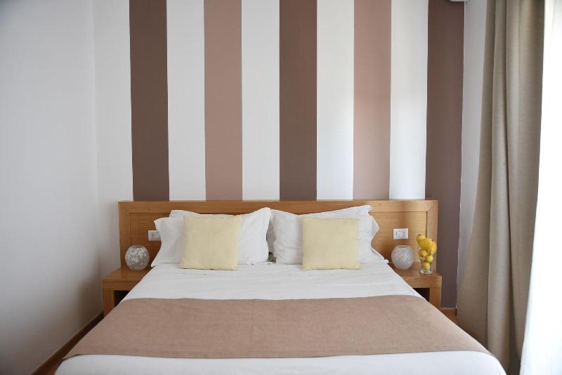 The Night Guest House Sorrento image