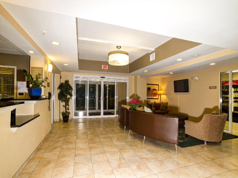 Candlewood Suites Ft Myers I-75 By IHG image