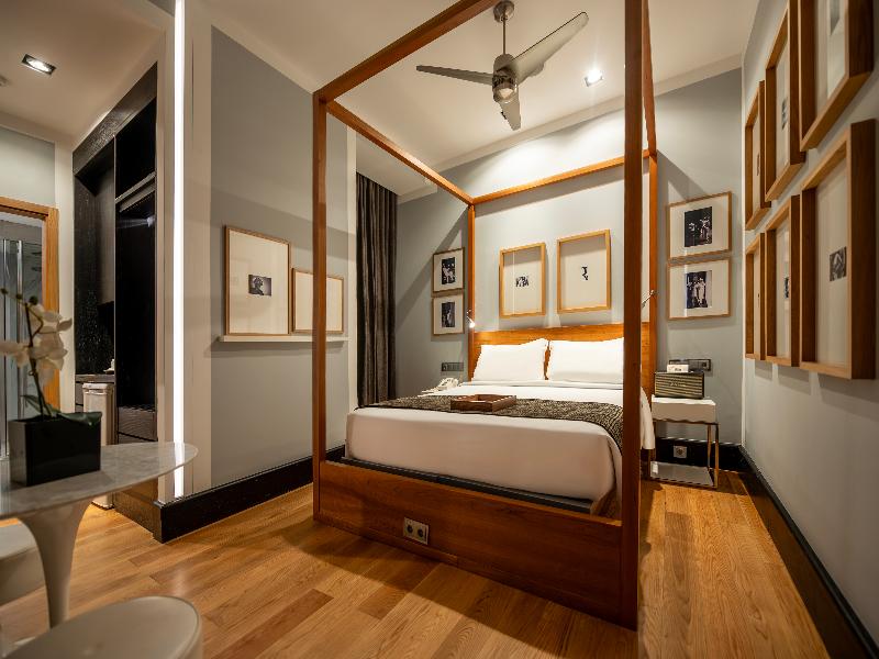 Browns Downtown Hotel image