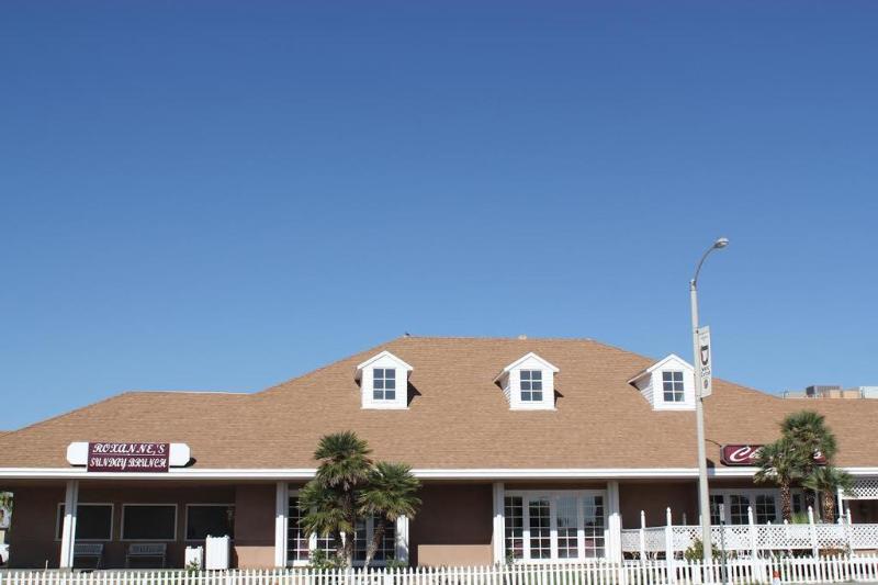 Clarion Inn Near China Lake Naval Station image