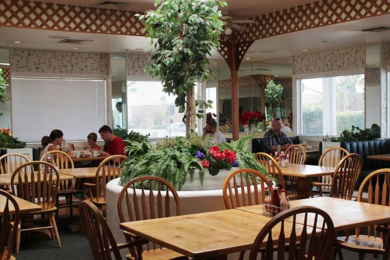 Clarion Inn Near China Lake Naval Station image