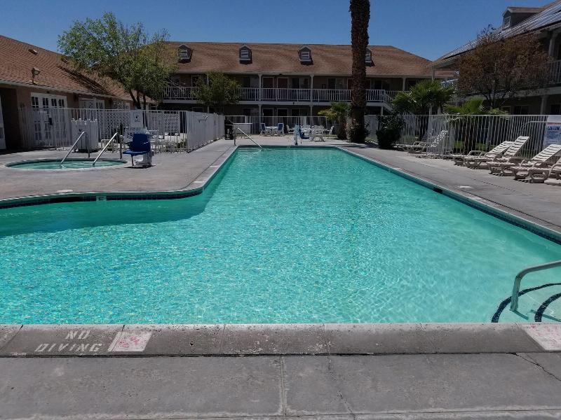 Clarion Inn Near China Lake Naval Station image