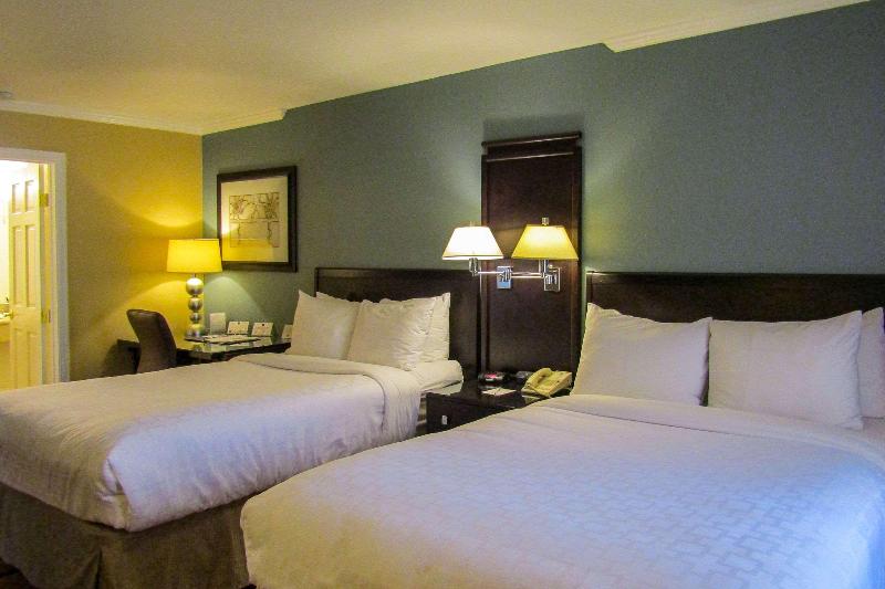 Clarion Inn Near China Lake Naval Station image
