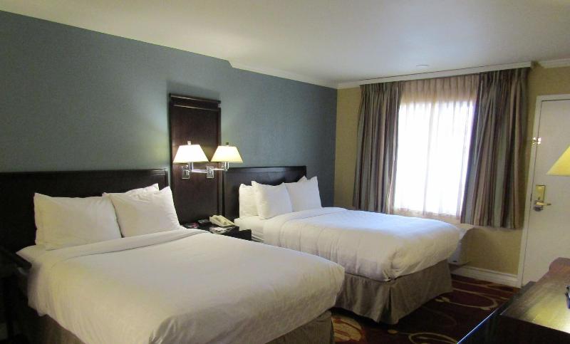 Clarion Inn Near China Lake Naval Station image
