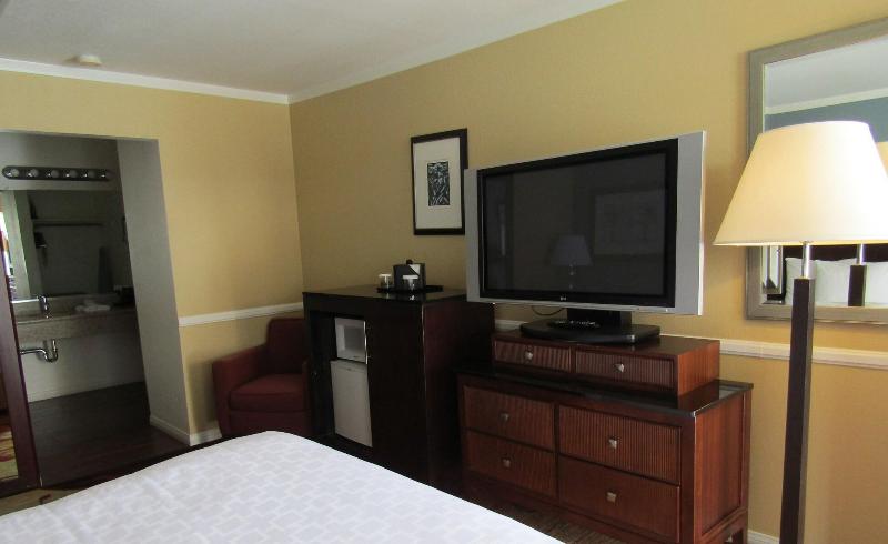 Clarion Inn Near China Lake Naval Station image