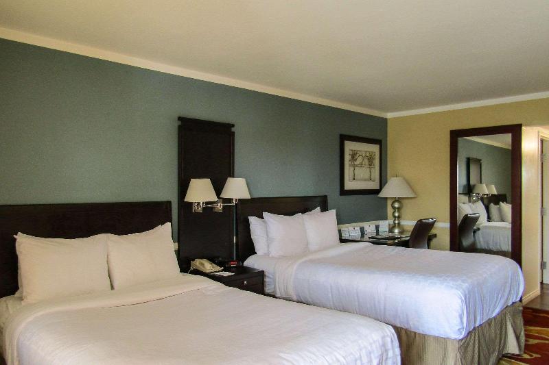 Clarion Inn Near China Lake Naval Station image