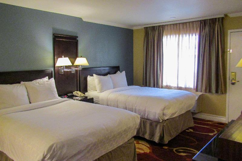 Clarion Inn Near China Lake Naval Station image