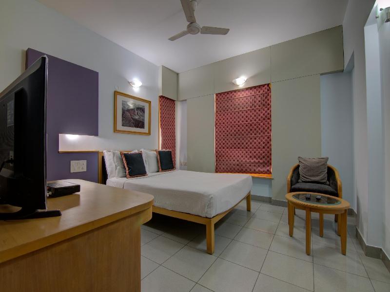 Tristar Service Apartments image