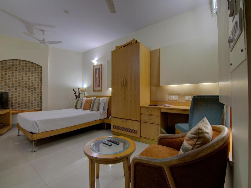 Tristar Service Apartments image