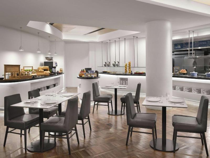 Four Points By Sheraton Brisbane image