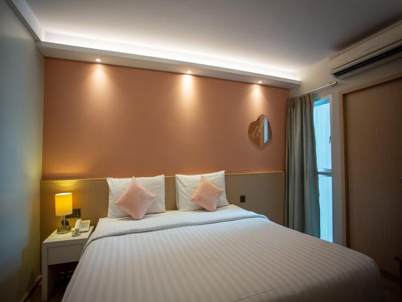 Lemontea Hotel image