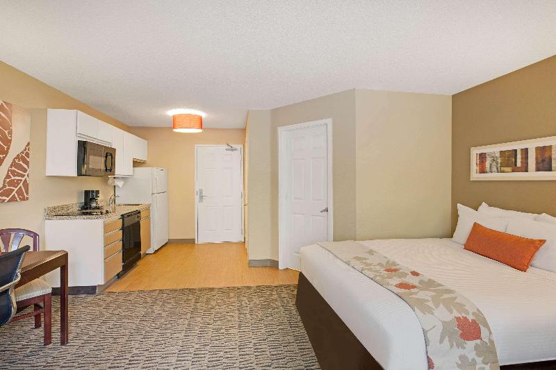 MainStay Suites Orlando Altamonte Springs image