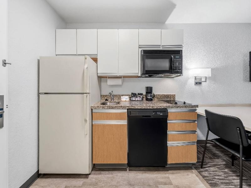 MainStay Suites Orlando Altamonte Springs image