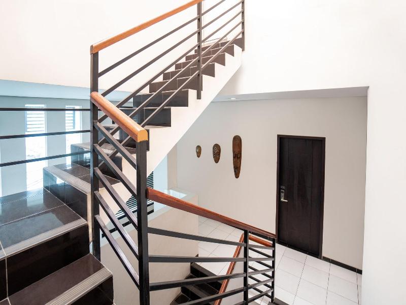 LeGreen Suite Setiabudi image