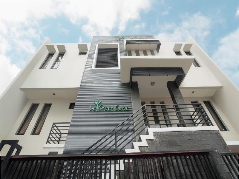 LeGreen Suite Setiabudi image