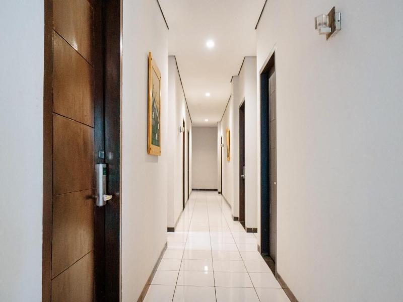LeGreen Suite Setiabudi image