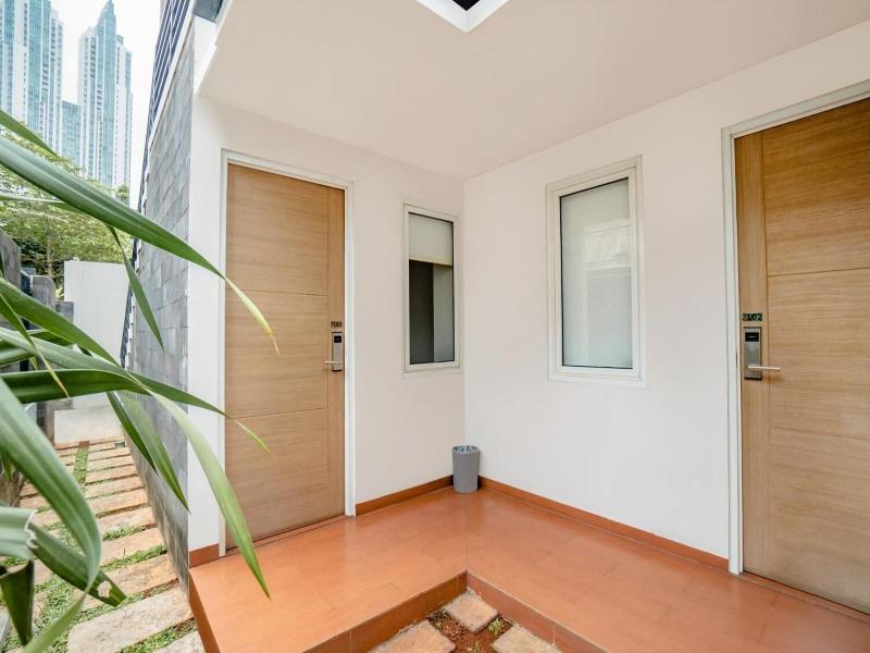 LeGreen Suite Setiabudi image