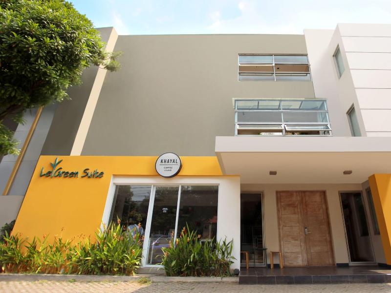 LeGreen Suite Pejompongan image