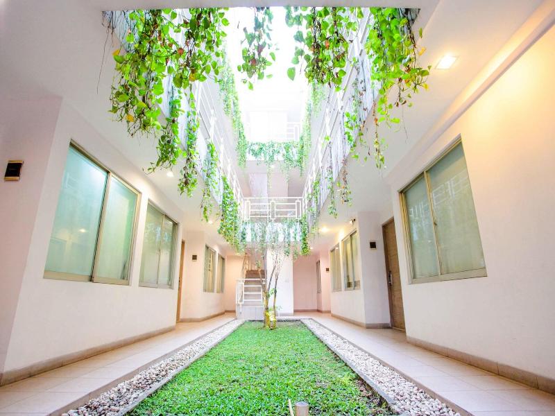 LeGreen Suite Pejompongan image