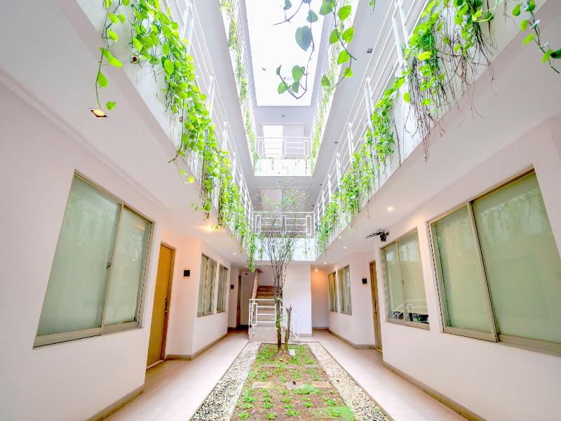 LeGreen Suite Pejompongan image