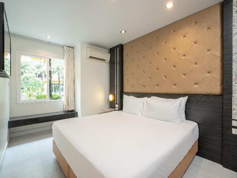Grand Bella Hotel image