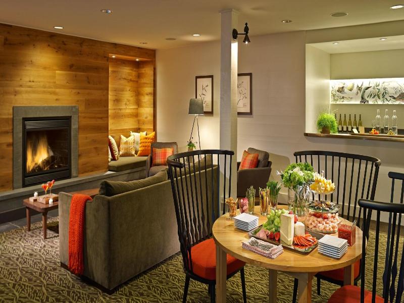 Topnotch Resort image