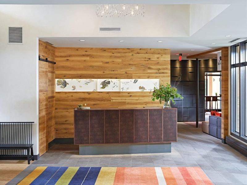 Topnotch Resort image