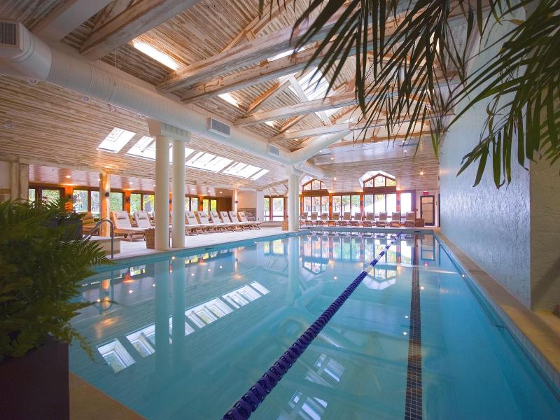 Topnotch Resort image