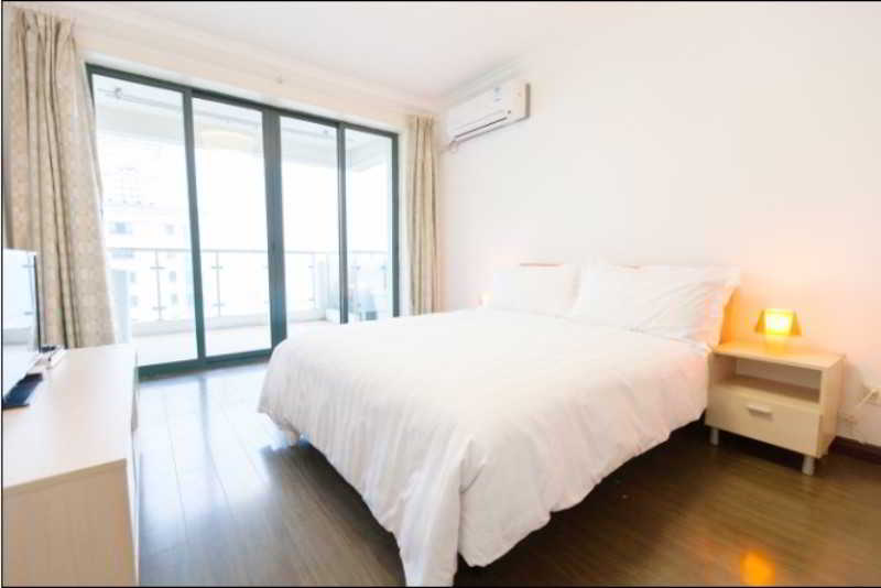 Yopark Serviced Apartment- Luwan City Garden — photo 4