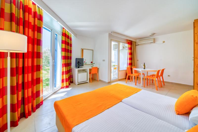 Slovenska Plaza Resort 3* image