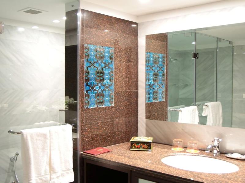 Dushanbe Serena Hotel image