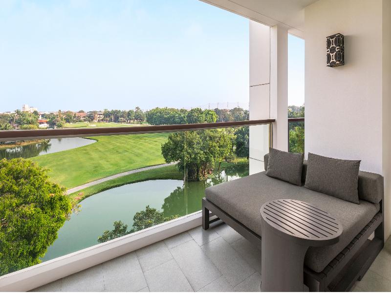 Hilton Bangkok Suvarnabhumi Golf Resort & Spa image