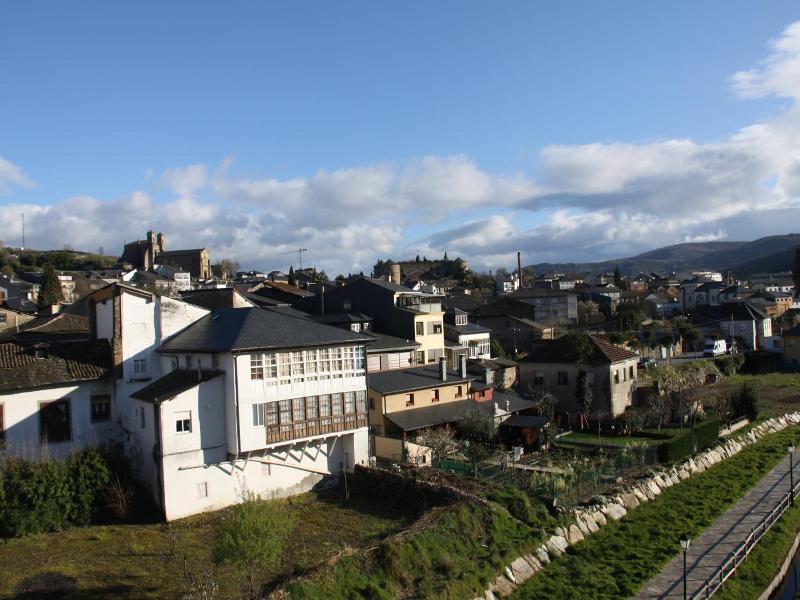La Casa de Leo Bed & Breakfast image