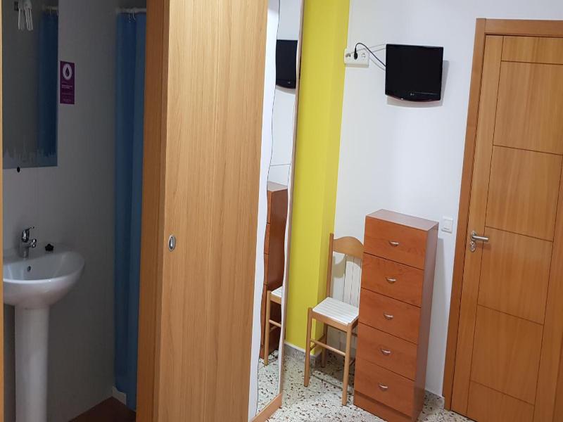 La Casa de Leo Bed & Breakfast image