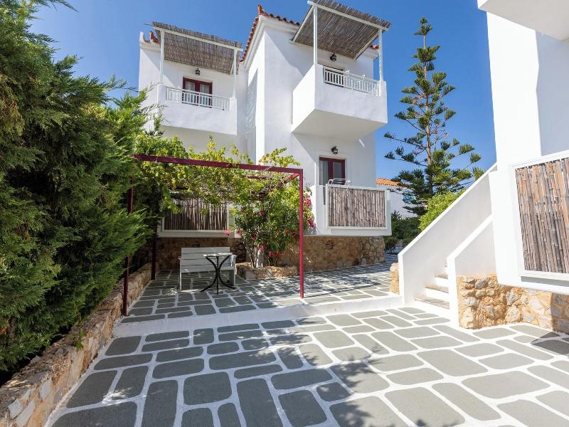 Laza Beach Inn image