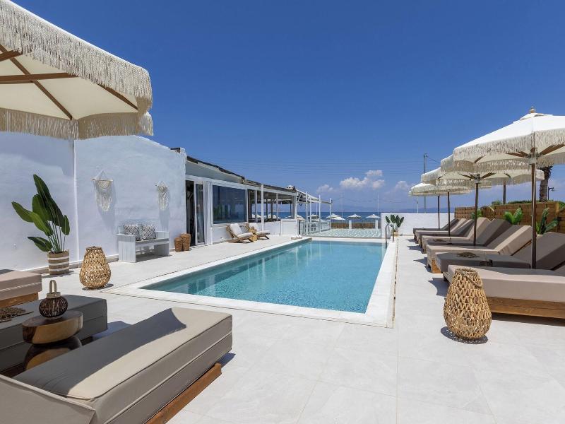 Laza Beach Inn image