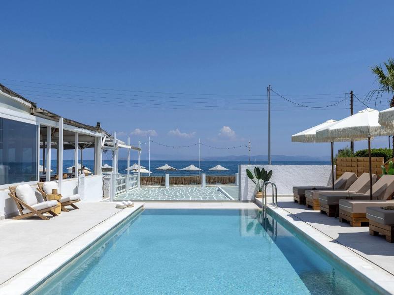 Laza Beach Inn image