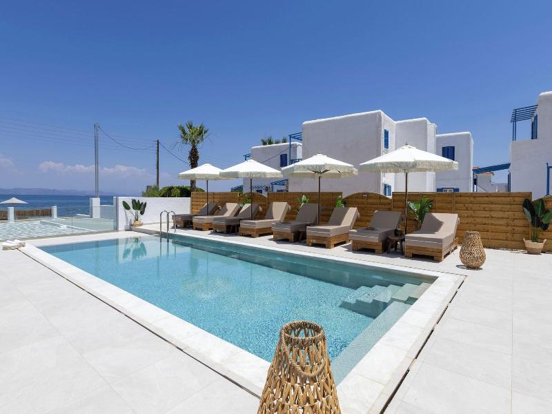 Laza Beach Inn image