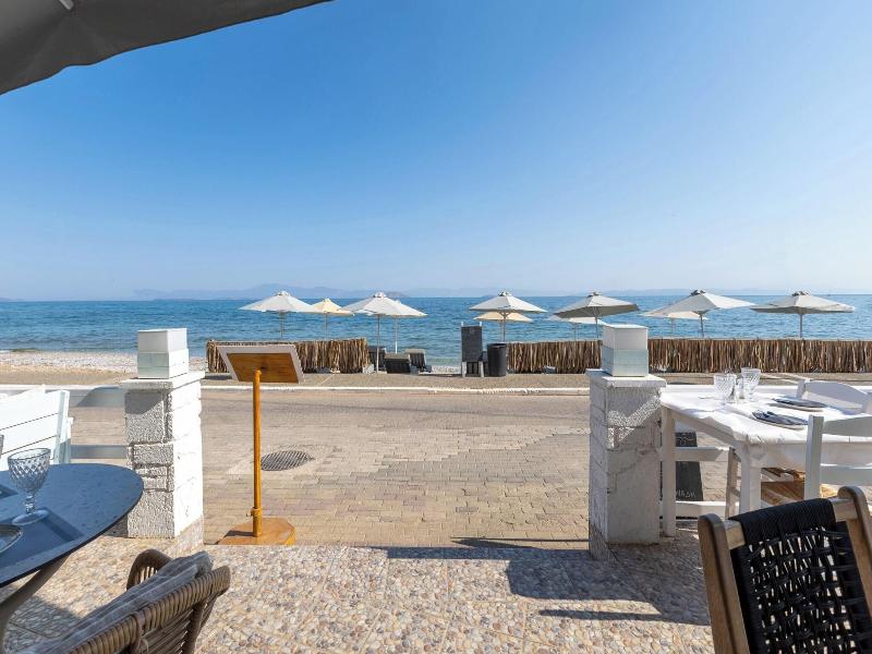Laza Beach Inn image