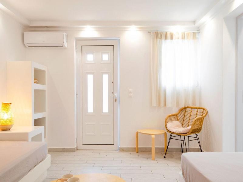 Laza Beach Inn image