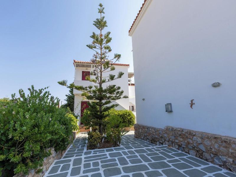 Laza Beach Inn image