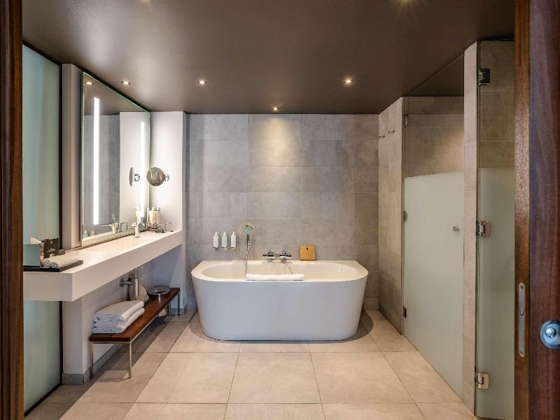 Hôtel Molitor Paris - MGallery image